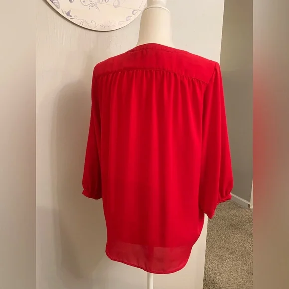 Premise Bold Scarlet Women's Blouse - Picture 5 of 7